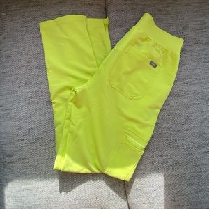 NWT Figs high waisted Yola Tall Scrub Pants in Citrine
